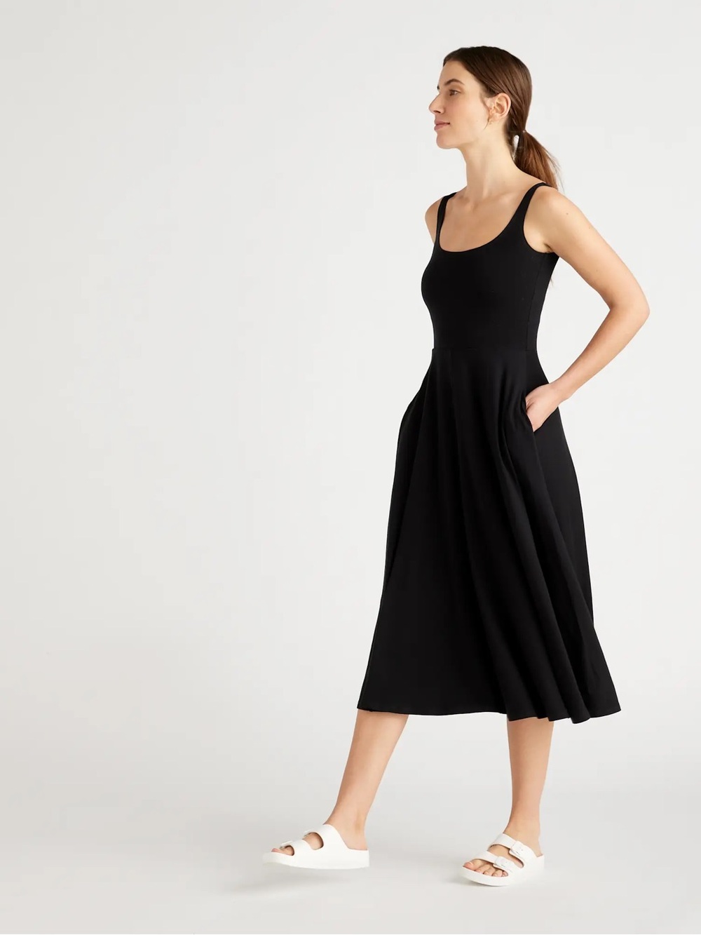 😎 Quince fit and flare LBD